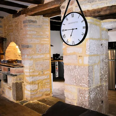 Sous Les Etoiles Du Causse *